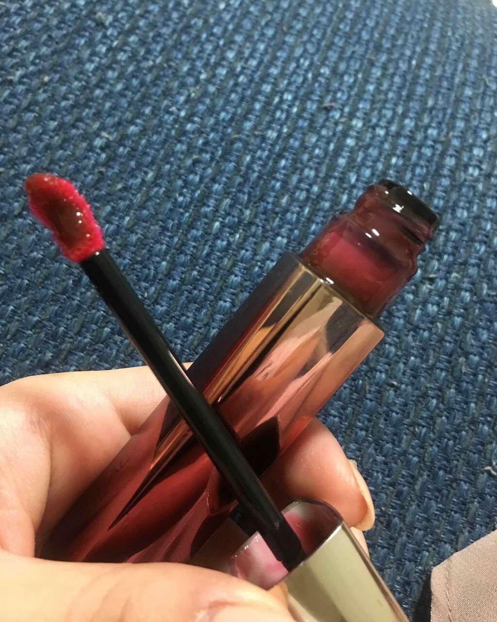 ユイルカレス/ロレアル パリ/リップグロスを使ったクチコミ(2枚目)