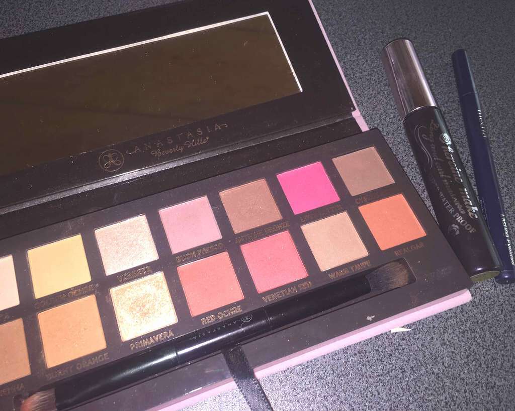 MODERN RENAISSANCE/アナスタシア ビバリーヒルズ/アイシャドウパレットを使ったクチコミ（2枚目）