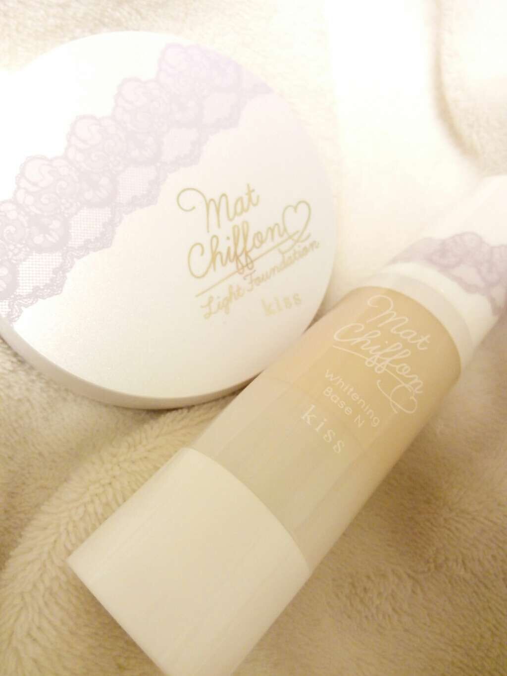 マットシフォン ライトファンデーションUV/KiSS/パウダーファンデーションを使ったクチコミ（1枚目）