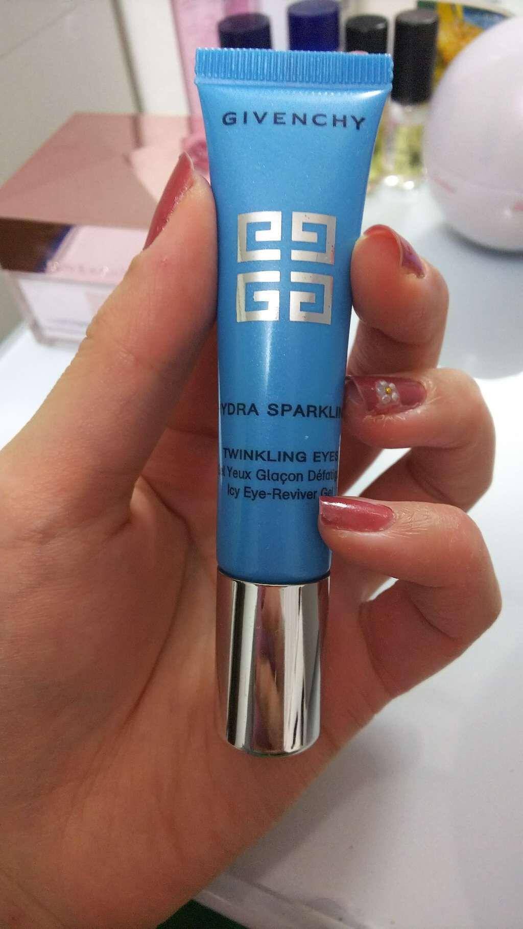 イドラ スパークリング アイシー アイ/GIVENCHY/アイケア・アイクリームを使ったクチコミ(1枚目)