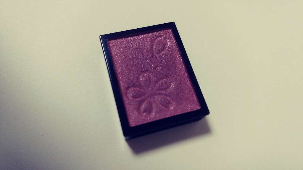 アイカラー/草花木果/単色アイシャドウを使ったクチコミ（1枚目）