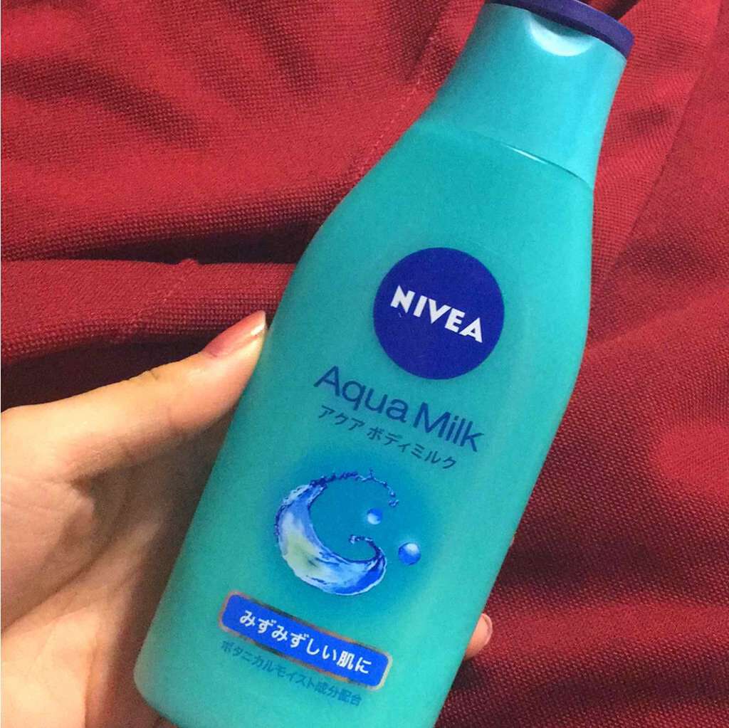 ニベア アクアボディミルクのクチコミ「甘ったるい匂いが苦手だったのでこの商品は爽やかな香りだったので購入しました🐥
沢山塗っても全く.....」（1枚目）