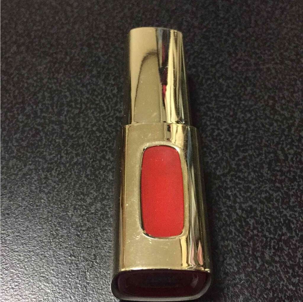 カラーリッシュ エクストラルージュ/ロレアル パリ/口紅を使ったクチコミ(1枚目)