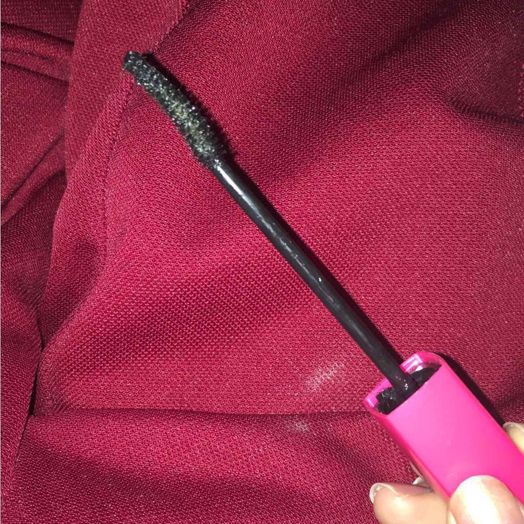 ラッシュニスタ ケアプラス/MAYBELLINE NEW YORK/マスカラを使ったクチコミ(2枚目)