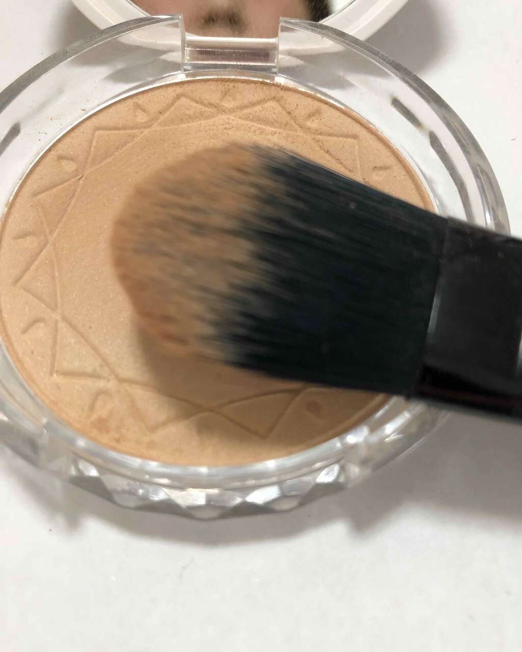 UVクリアフェイスパウダー/CEZANNE/プレストパウダーを使ったクチコミ(3枚目)