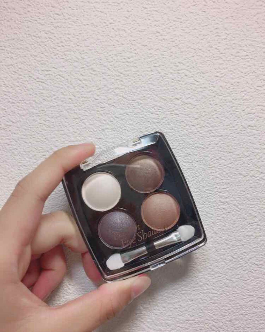 エルファー パールインアイシャドウ/DAISO/アイシャドウパレットを使ったクチコミ(1枚目)