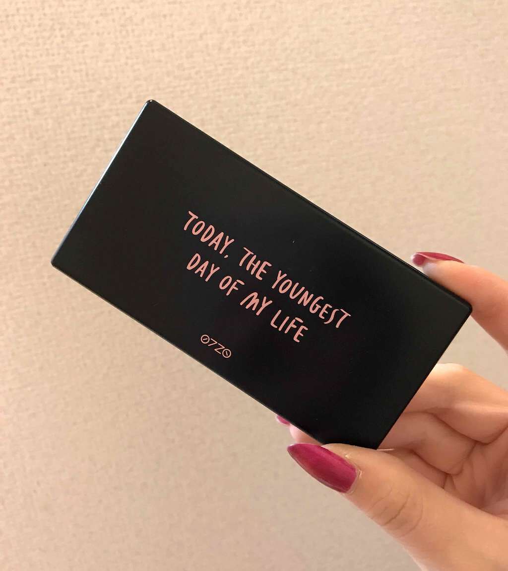 韓国ダイソー/DAISO/パウダーアイシャドウを使ったクチコミ(2枚目)