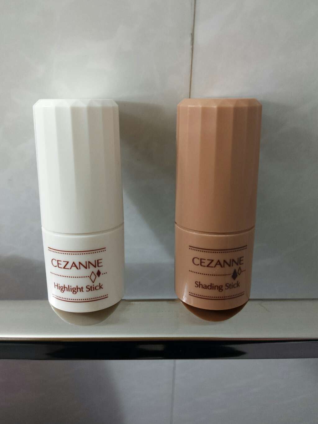 ハイライトスティック/CEZANNE/スティックハイライトを使ったクチコミ(1枚目)