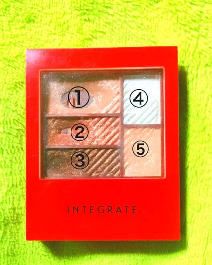 トリプルレシピアイズ/インテグレート/アイシャドウパレットを使ったクチコミ(1枚目)