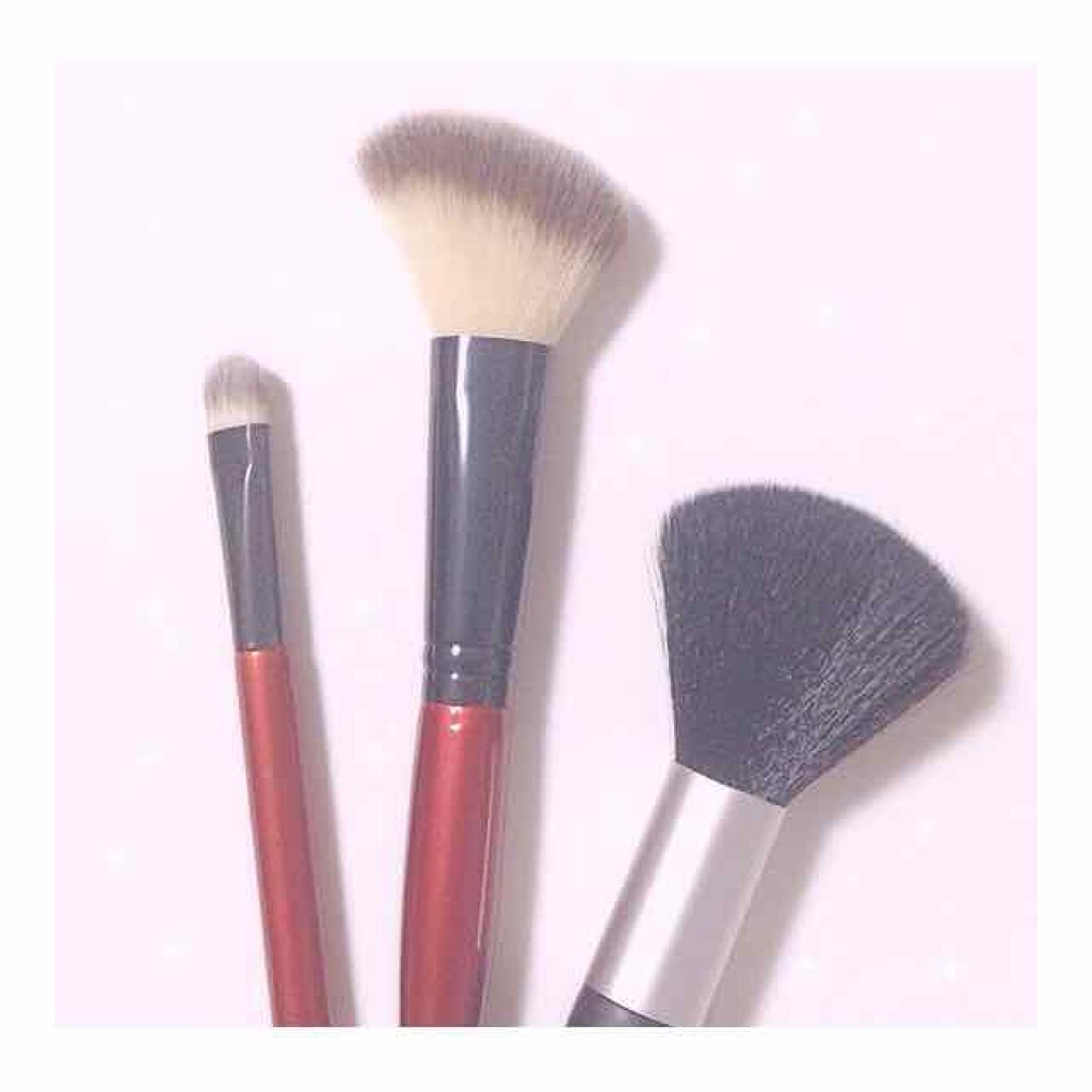 春姫 ファンデーションブラシ/DAISO/メイクブラシを使ったクチコミ（1枚目）