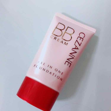 🐰セザンヌ🐰
BBクリーム 02オークル

SPF23・PA++
美容液・乳液・UV効果・下地・ファンデーションの機能が1つになった保湿クリーム型ファンデーションです。
クレンジング不要で、洗顔料で落と