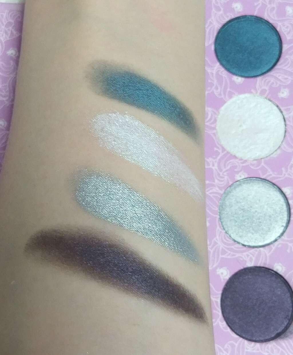 My Little Pony eyeshadow palette/ColourPop/アイシャドウパレットを使ったクチコミ(4枚目)