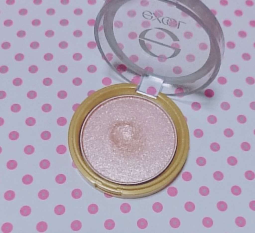 シャイニーシャドウ N/excel/単色アイシャドウを使ったクチコミ(2枚目)