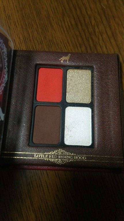 【TCB堂】童話モチーフコスメ「赤ずきん」/cosme play/アイシャドウパレットを使ったクチコミ(4枚目)