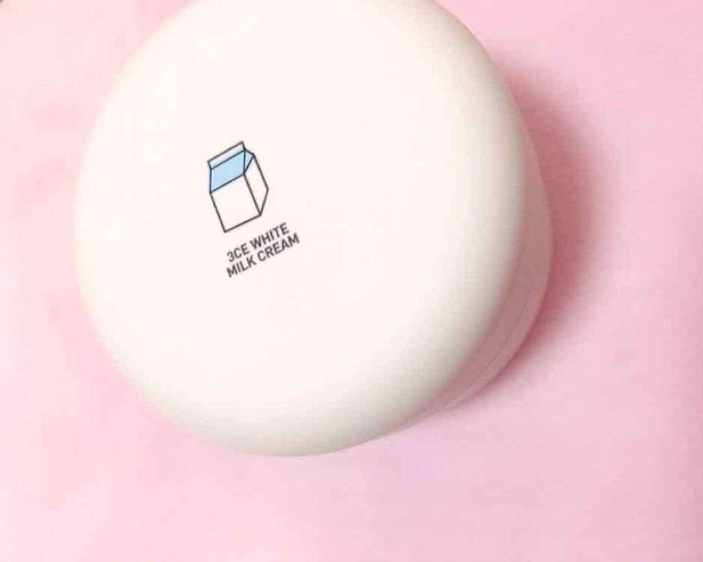 WHITE MILK CREAM/3CE/フェイスクリームを使ったクチコミ（1枚目）