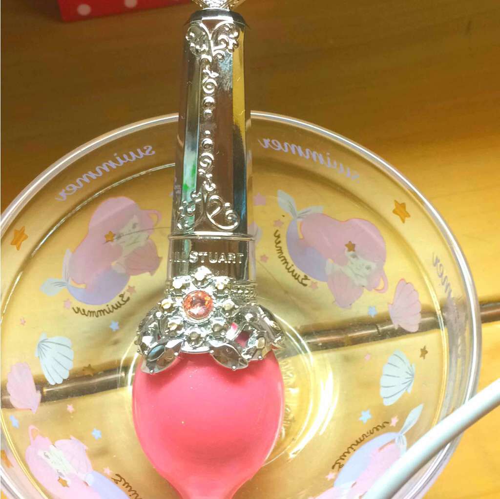 フォーエヴァージューシー オイルルージュ シアー/JILL STUART/口紅を使ったクチコミ（1枚目）