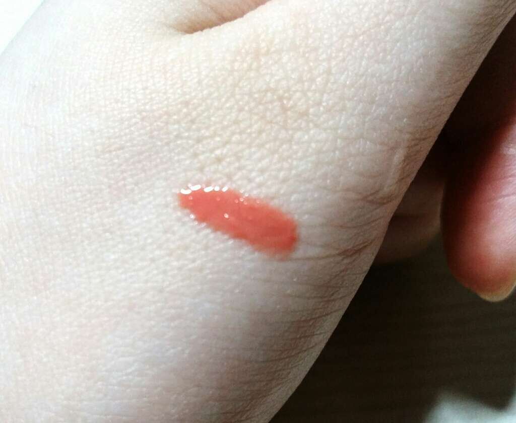 フォーエヴァージューシー オイルルージュ/JILL STUART/口紅を使ったクチコミ(3枚目)