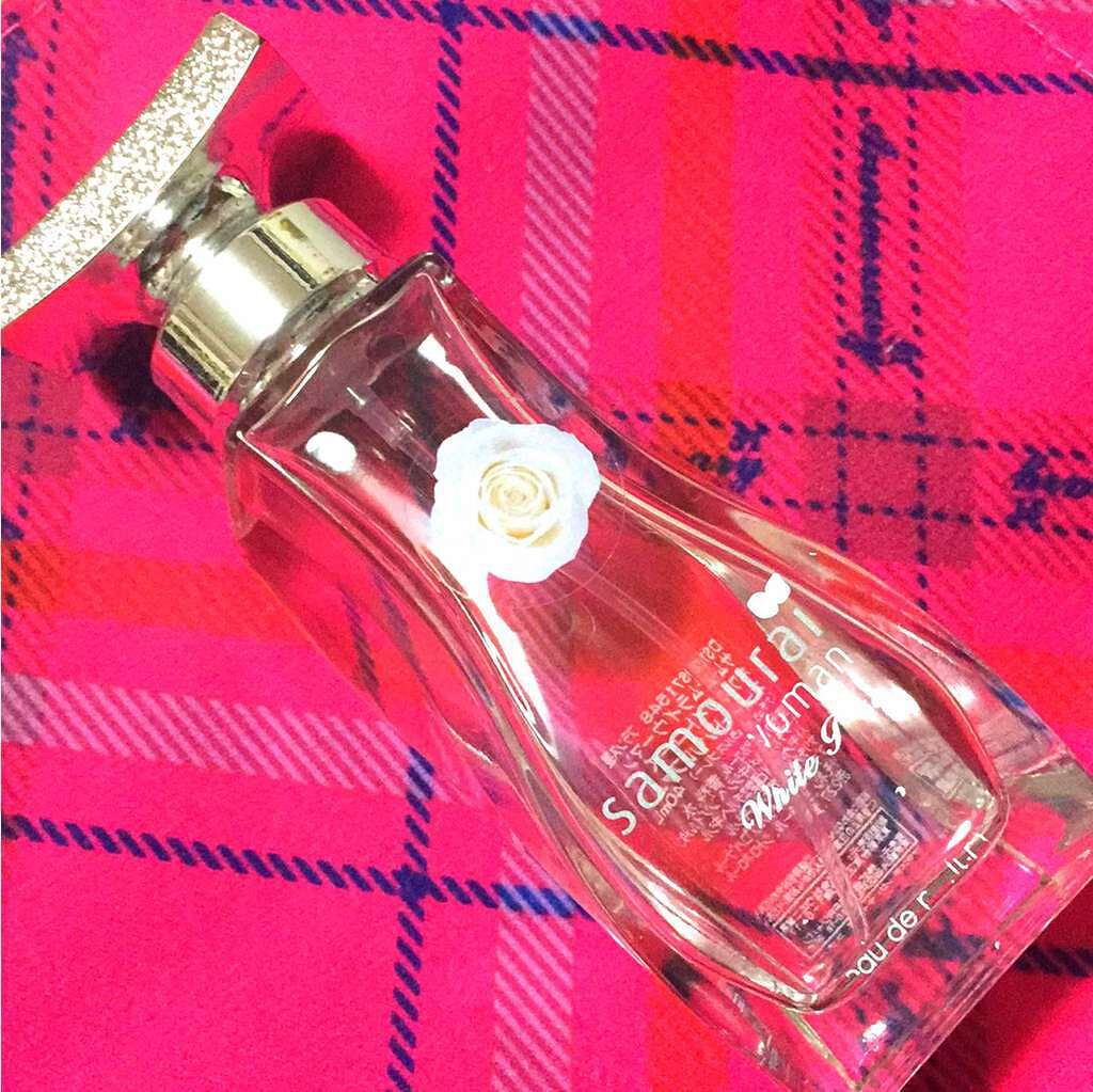 サムライウーマン ホワイトローズEDT/アランドロン/香水(レディース)を使ったクチコミ（1枚目）