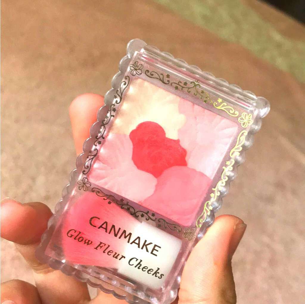 グロウフルールチークス/キャンメイク/パウダーチークを使ったクチコミ(1枚目)