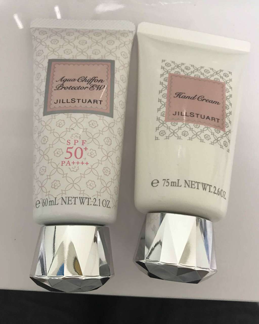 ジルスチュアート リラックス ハンドクリーム/JILL STUART/ハンドクリームを使ったクチコミ(1枚目)