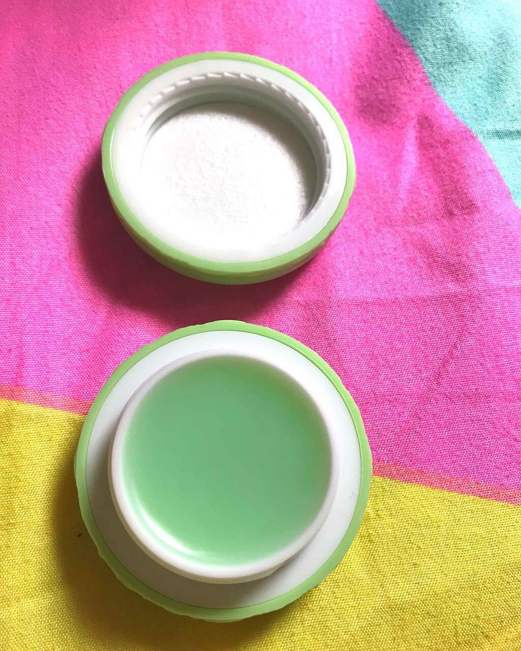 マカロンリップバーム/It's skin/リップバームを使ったクチコミ（2枚目）