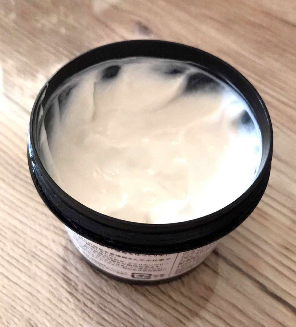 ヘルピングハンド/ラッシュ/ハンドクリームを使ったクチコミ（2枚目）