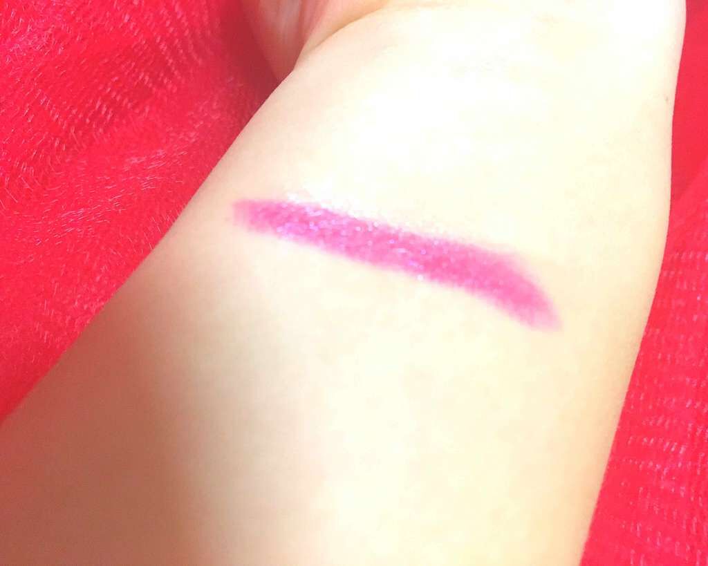 リップ フラッシュ ビッテン ストロボ/MAYBELLINE NEW YORK/口紅を使ったクチコミ(2枚目)