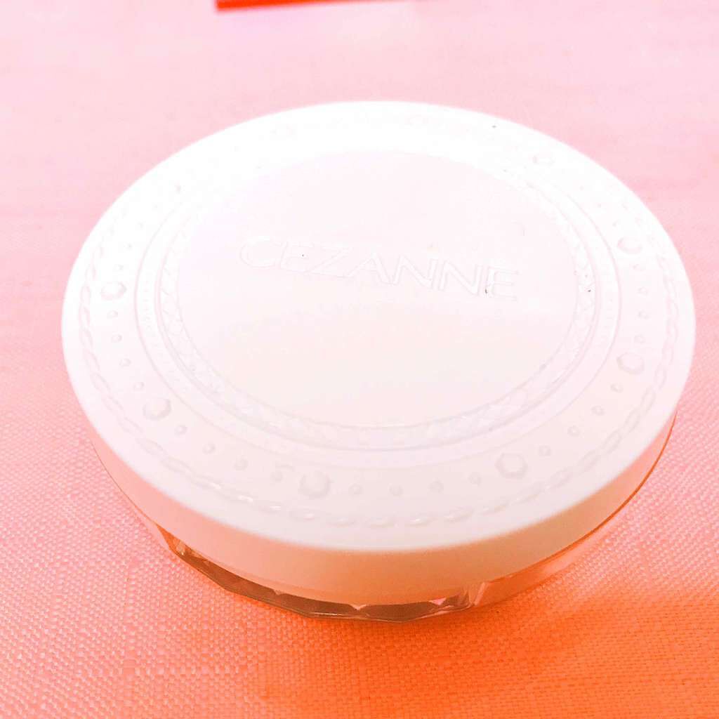 UVクリアフェイスパウダー/CEZANNE/プレストパウダーを使ったクチコミ(1枚目)