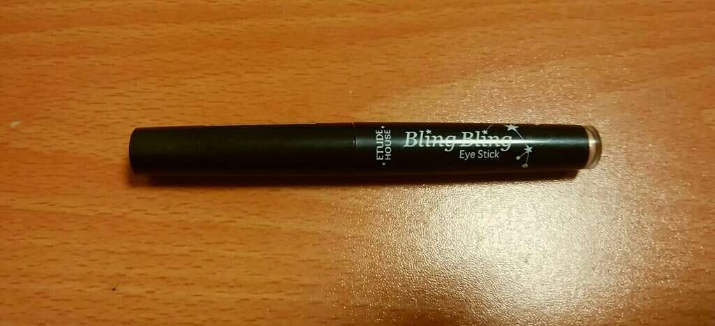 キラキラ アイシャドウ/ETUDE/スティックアイシャドウを使ったクチコミ(1枚目)