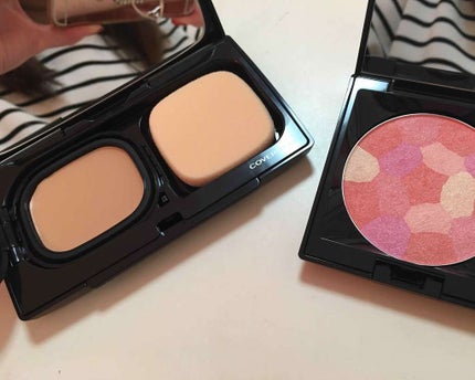 フローレス フィット/COVERMARK/クリーム・エマルジョンファンデーションを使ったクチコミ(2枚目)