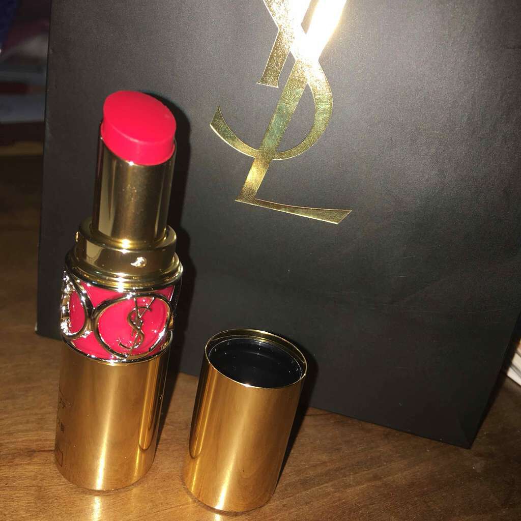 ルージュ ヴォリュプテ シャイン/YVES SAINT LAURENT BEAUTE/口紅を使ったクチコミ(1枚目)