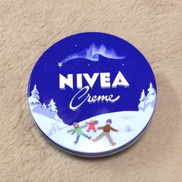 🔵NIVEA Cream🔵



[#初投稿]
最近、寒くなってきて乾燥し始めてきた王道のNIVEA Cream買って来ました！

今までは、衛生的にもチューブの方が
いいかなと思ってチューブしか買った