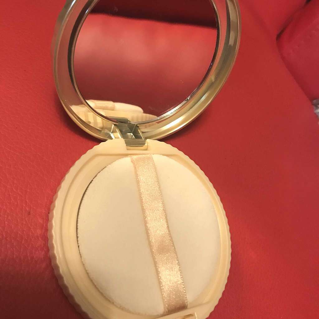 【旧品】マシュマロフィニッシュパウダー/キャンメイク/プレストパウダーを使ったクチコミ(2枚目)