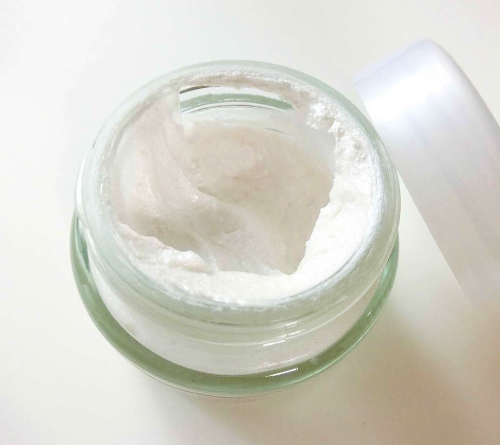 りさ on LIPS 「バリ島のお土産として定番のCitraシリーズ🌸🌱1ヶ月間使用し..」(2枚目)