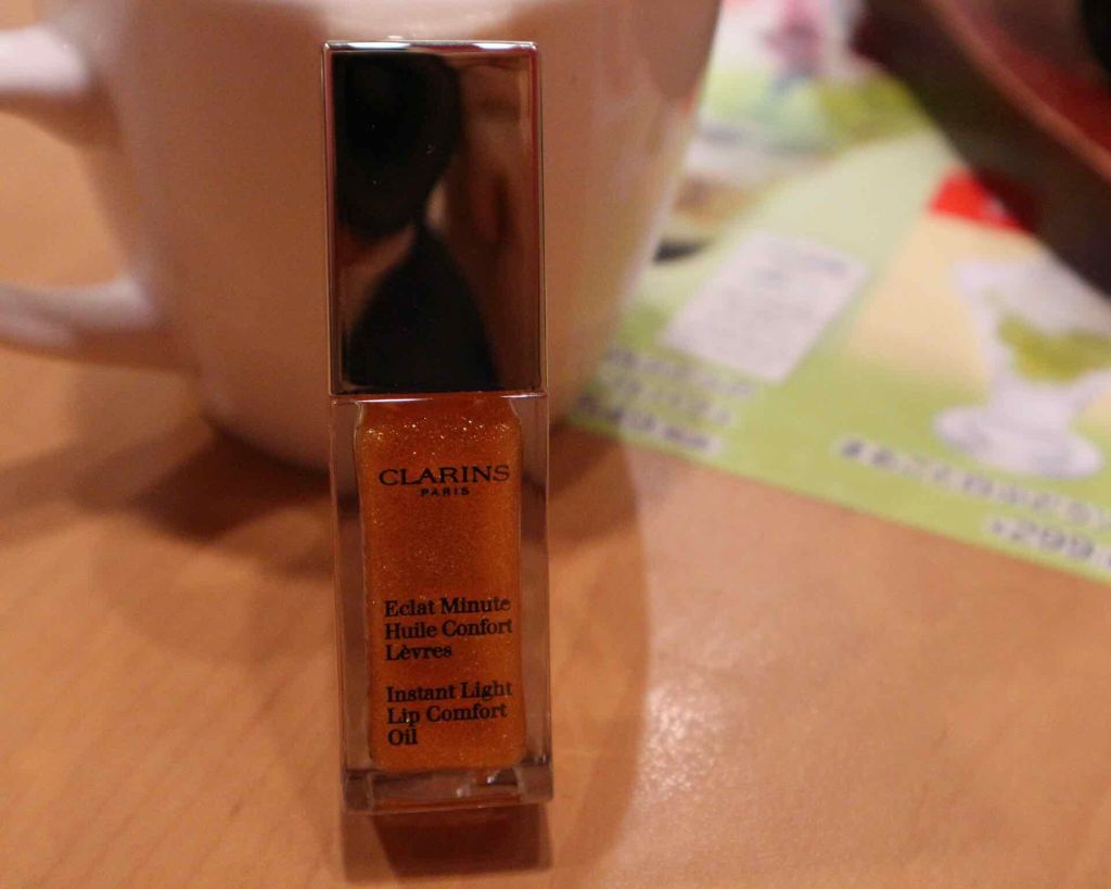 コンフォート リップオイル /CLARINS/リップグロスを使ったクチコミ（1枚目）
