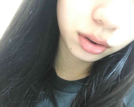 ルージュ ヴォリュプテ シャイン/YVES SAINT LAURENT BEAUTE/口紅を使ったクチコミ(2枚目)