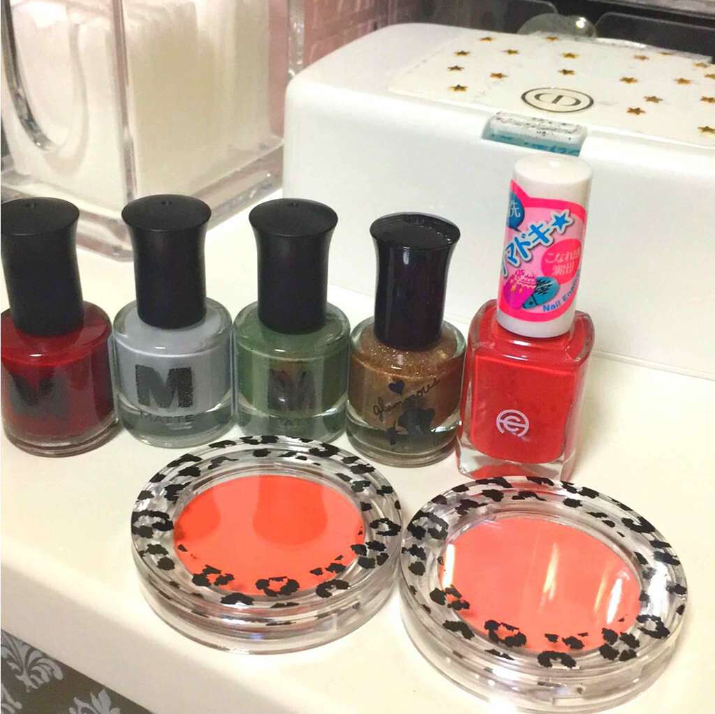 ＡＴ濃密グラマラスネイルエナメル/ドゥ ベスト/マニキュアを使ったクチコミ（1枚目）