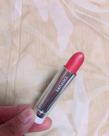 ちふれ口紅 S416です💄
こちらはとても値段が安くて色味や発色はよくないだろうと思いながら買ったものでした。
ですが、デパコスの口紅にまでは敵いませんが値段の割には
唇に乗せた時に存在感が凄く出てくれ