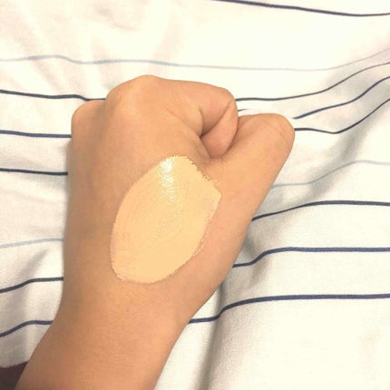 毛穴パテ職人 BBクリーム エンリッチのクチコミ「サナ 毛穴パテ職人 BBクリーム エンリッチ
01 自然な肌色タイプ
最近ハマってるベースメ.....」(3枚目)