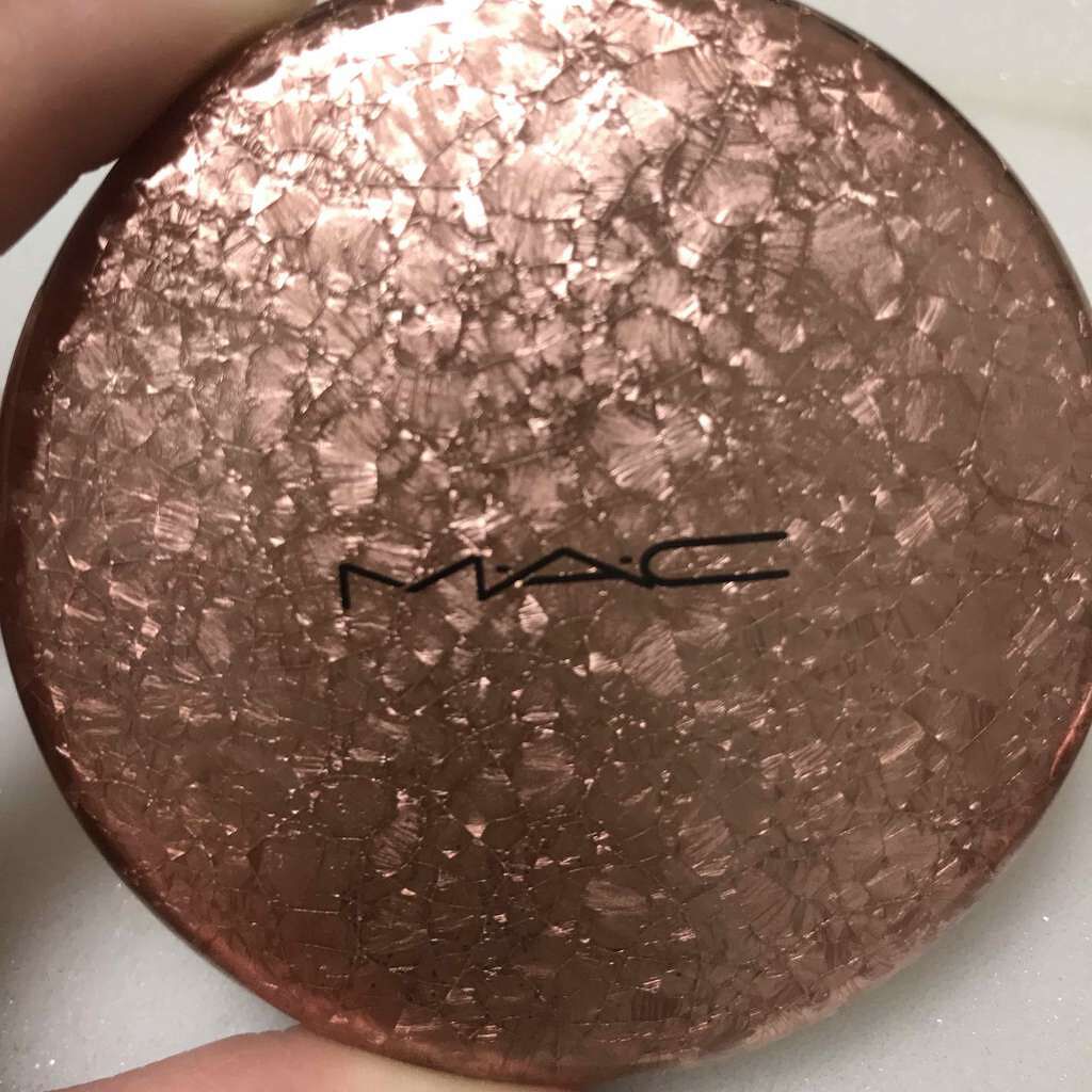 エクストラ ディメンション スキンフィニッシュ/M・A・C/プレストパウダーを使ったクチコミ(2枚目)