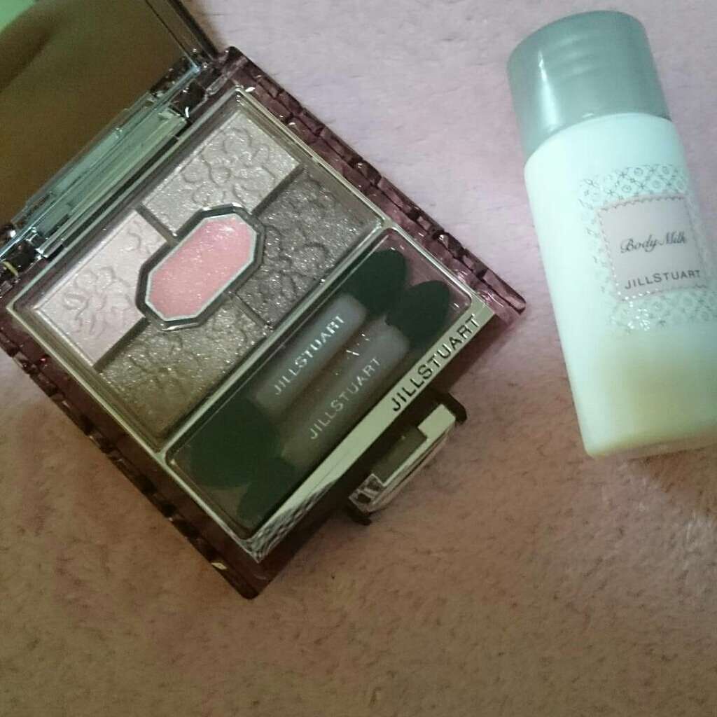 リボンクチュール アイズ/JILL STUART/アイシャドウパレットを使ったクチコミ(1枚目)