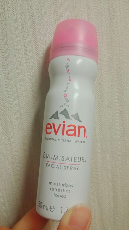 フェイシャルスプレー/エビアン/ミスト状化粧水を使ったクチコミ(1枚目)