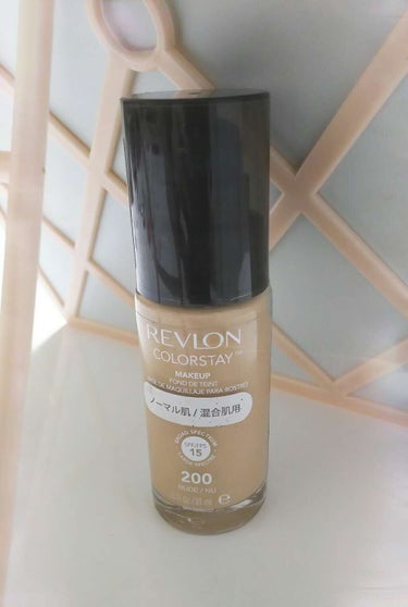 カラーステイ メイクアップ/REVLON/リキッドファンデーションを使ったクチコミ（1枚目）