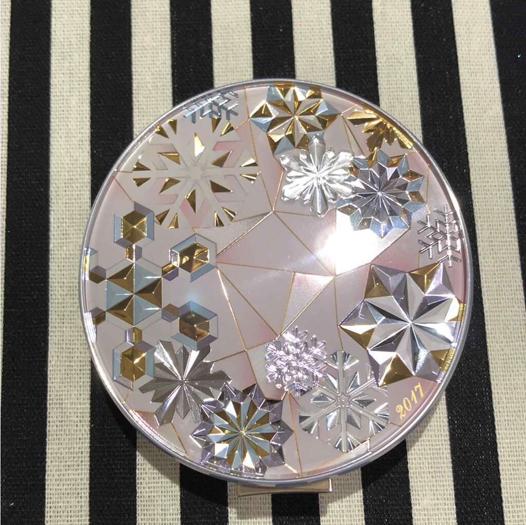 スノービューティー ホワイトニング フェースパウダー 2017/スノービューティー/プレストパウダーを使ったクチコミ(2枚目)