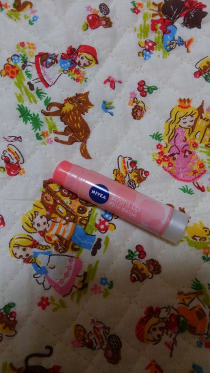 モイストピュアカラーリップ/ニベア/リップクリームを使ったクチコミ(2枚目)