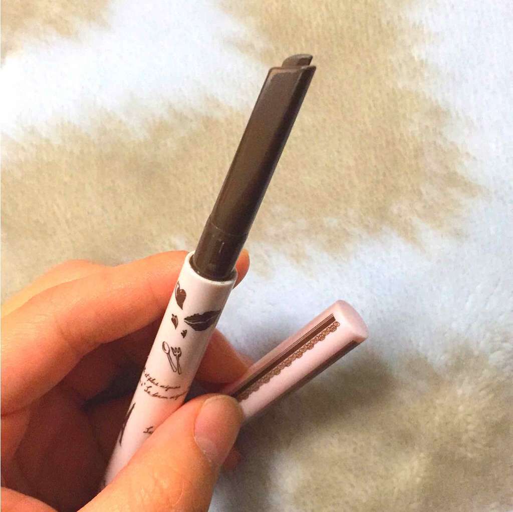 ワンストロークアイブロウ/Le・beran・mignon/アイブロウペンシルを使ったクチコミ(1枚目)