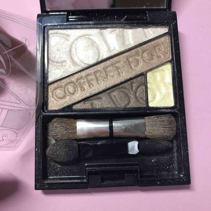 ビューティオーラアイズ/コフレドール/アイシャドウパレットを使ったクチコミ(2枚目)