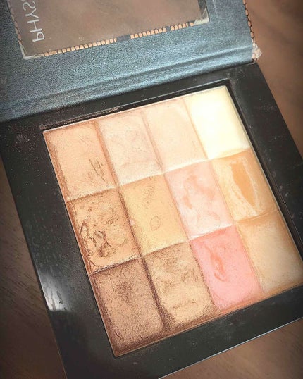 シマー ストリップ オールインワン カスタム ヌード パレット フォー フェイス & アイズ/PHYSICIANS FORMULA/パウダーチークを使ったクチコミ(1枚目)