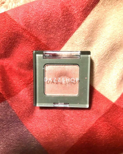 アリュールド シングル アイシャドウ/DAZZSHOP/単色アイシャドウを使ったクチコミ(1枚目)