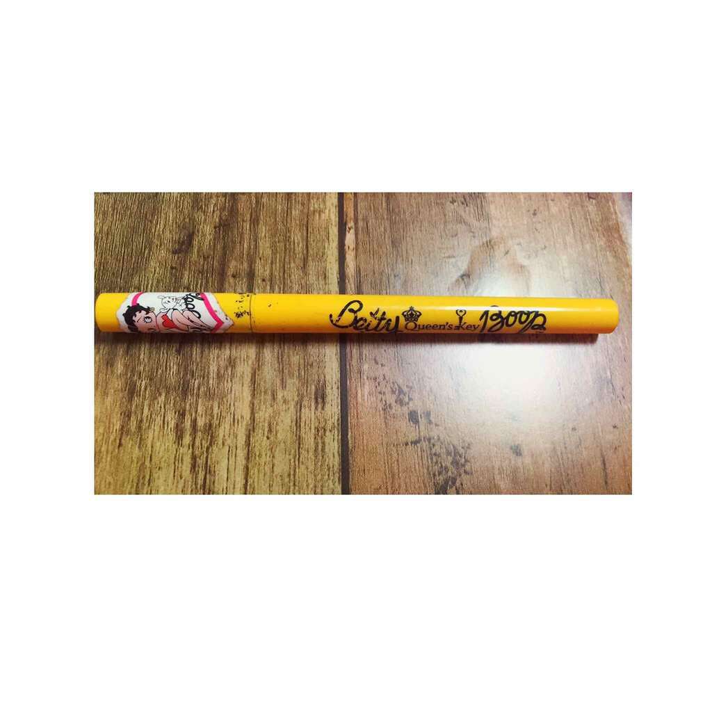 リキッドアイライナー/Queen's Key(クイーンズキー)/リキッドアイライナーを使ったクチコミ（1枚目）